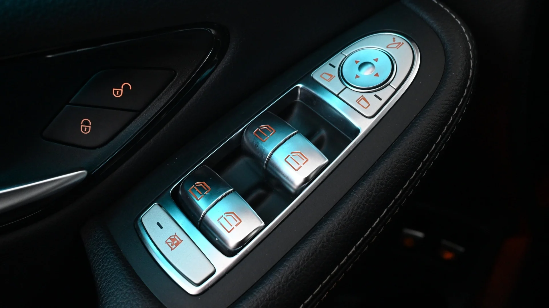 Car Image - 7JFSlusZAT7R5sYcIvZuDQ