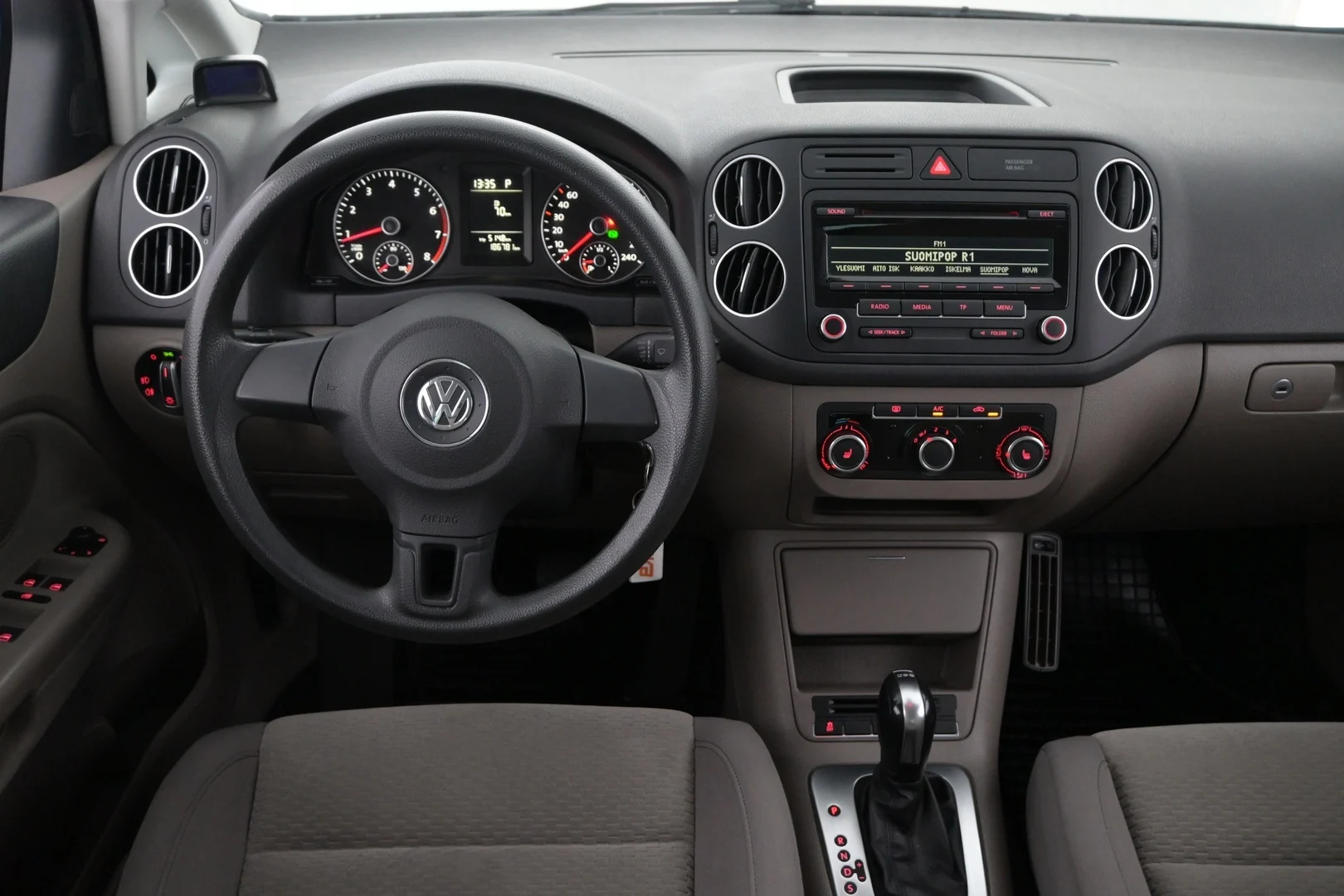 Car Image - o1dZfdzGS6sTzmNYrt5HZ