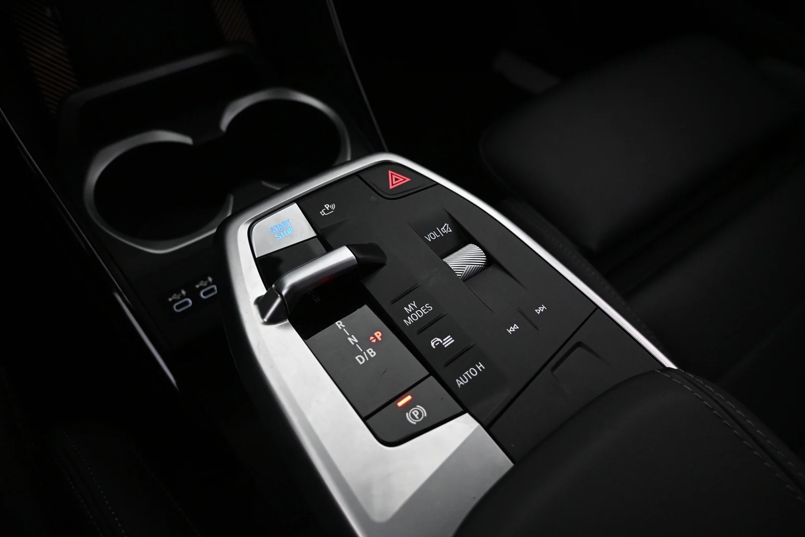 Car Image - 3bcGvISvVHYQBIe66AgypP
