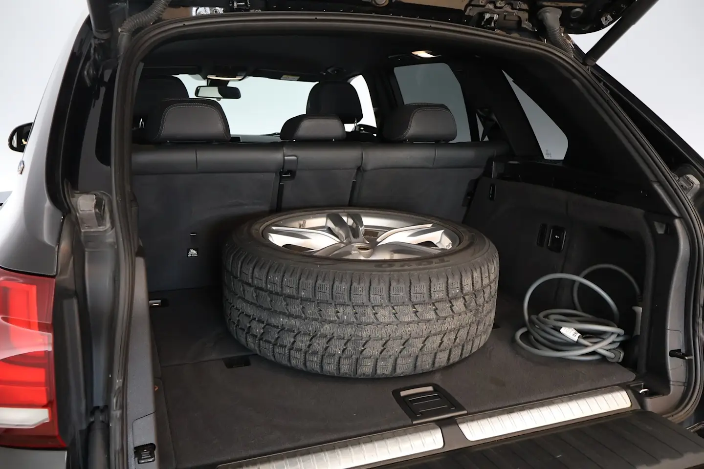 Car Image - 20EtmWHF5euBgjDR9u7LLU
