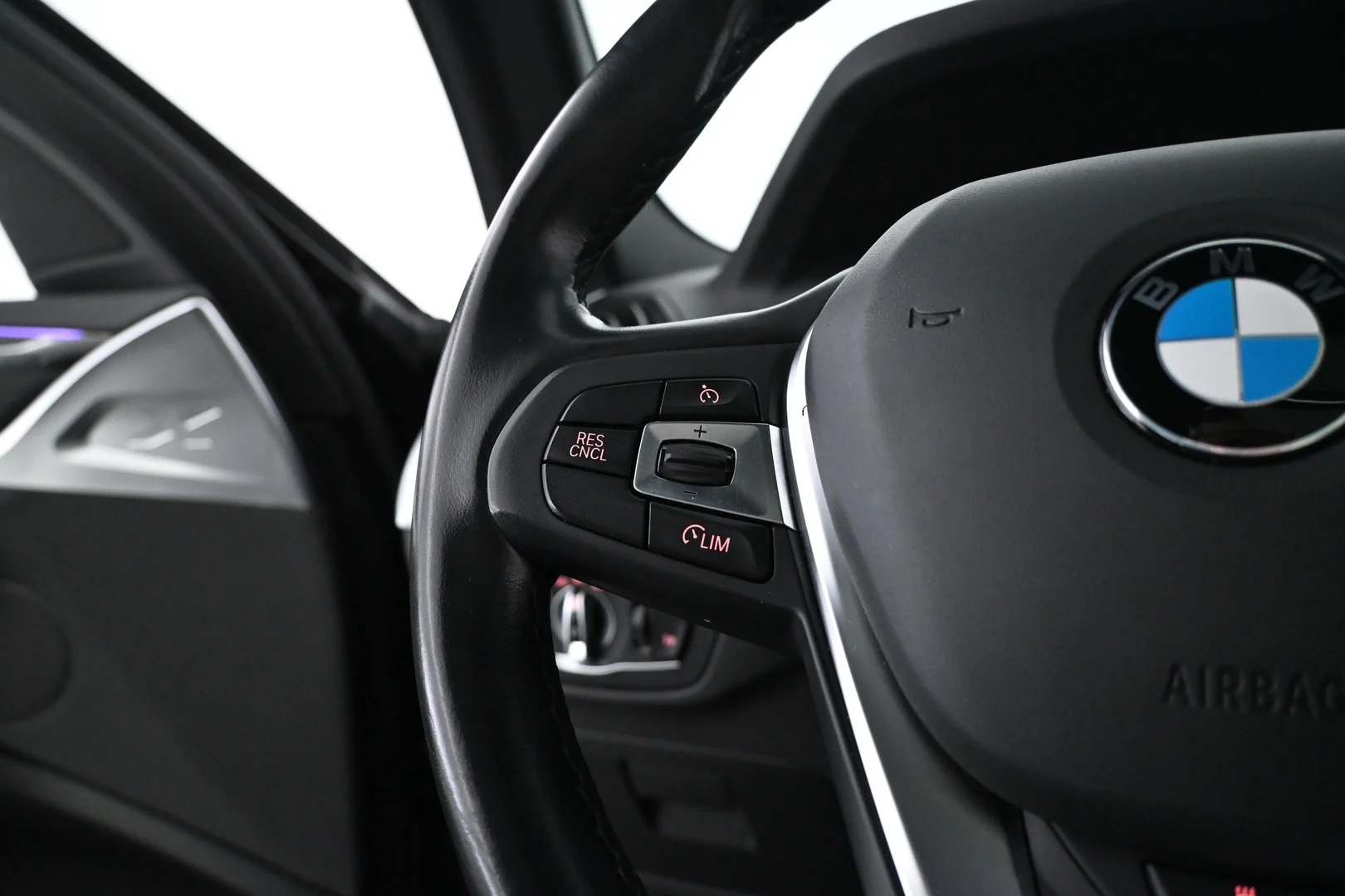 Car Image - 66tokBr6q5xTfGCjZ0YuU2