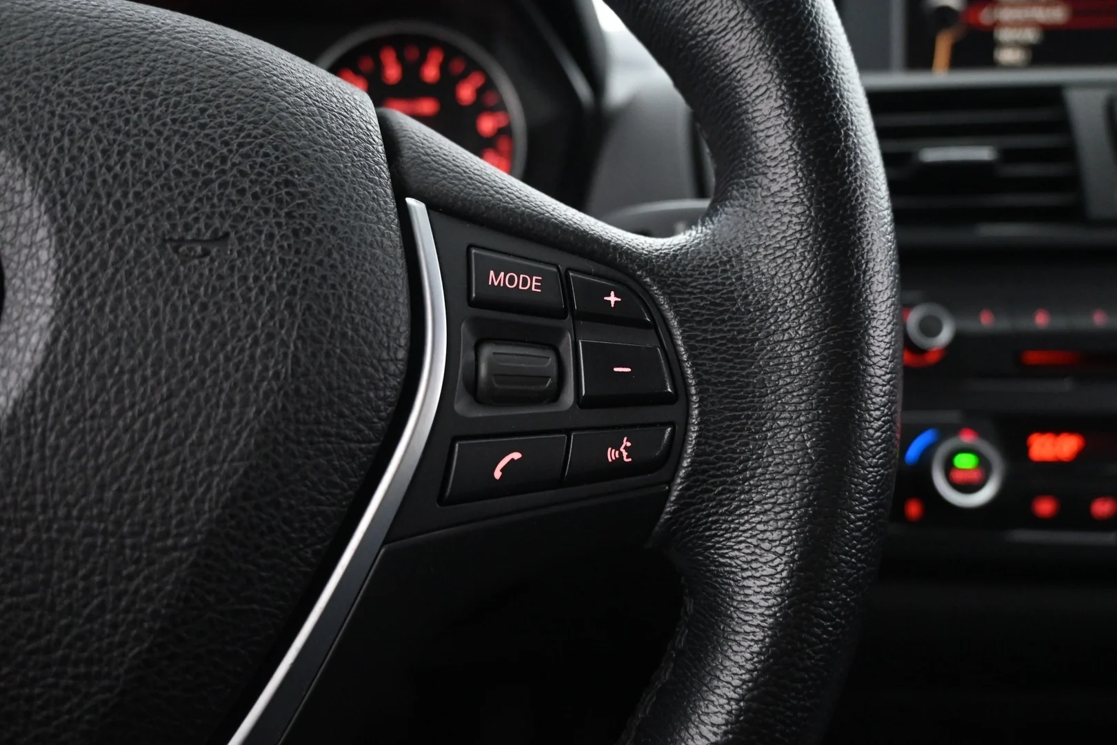 Car Image - 5TIBUE1HUBfh5ZXo5JHROO