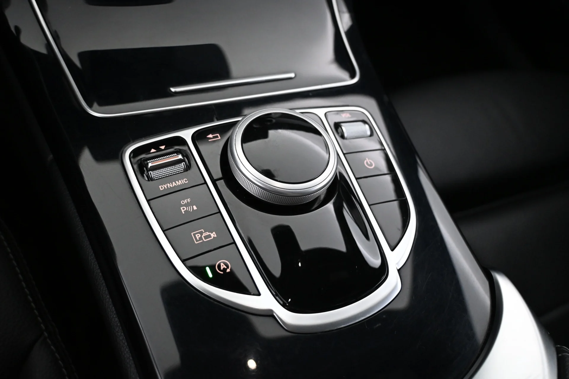 Car Image - 6ns5ZuBbsGbzaPXglYKtWy