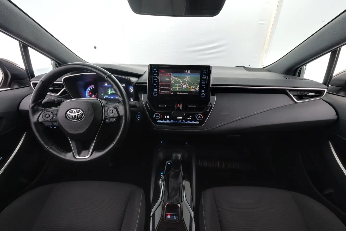 Car Image - kVMjJlJZITkHAUBGM6Hdf