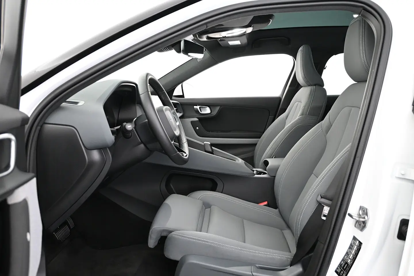 Car Image - 1HBPEfTzW0mCTPN1XEEJzj
