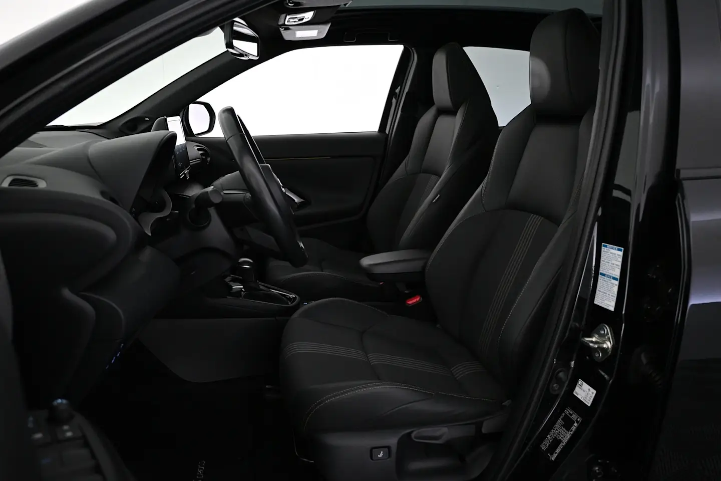 Car Image - 14DBduBVlzPTYMZouDvpUn