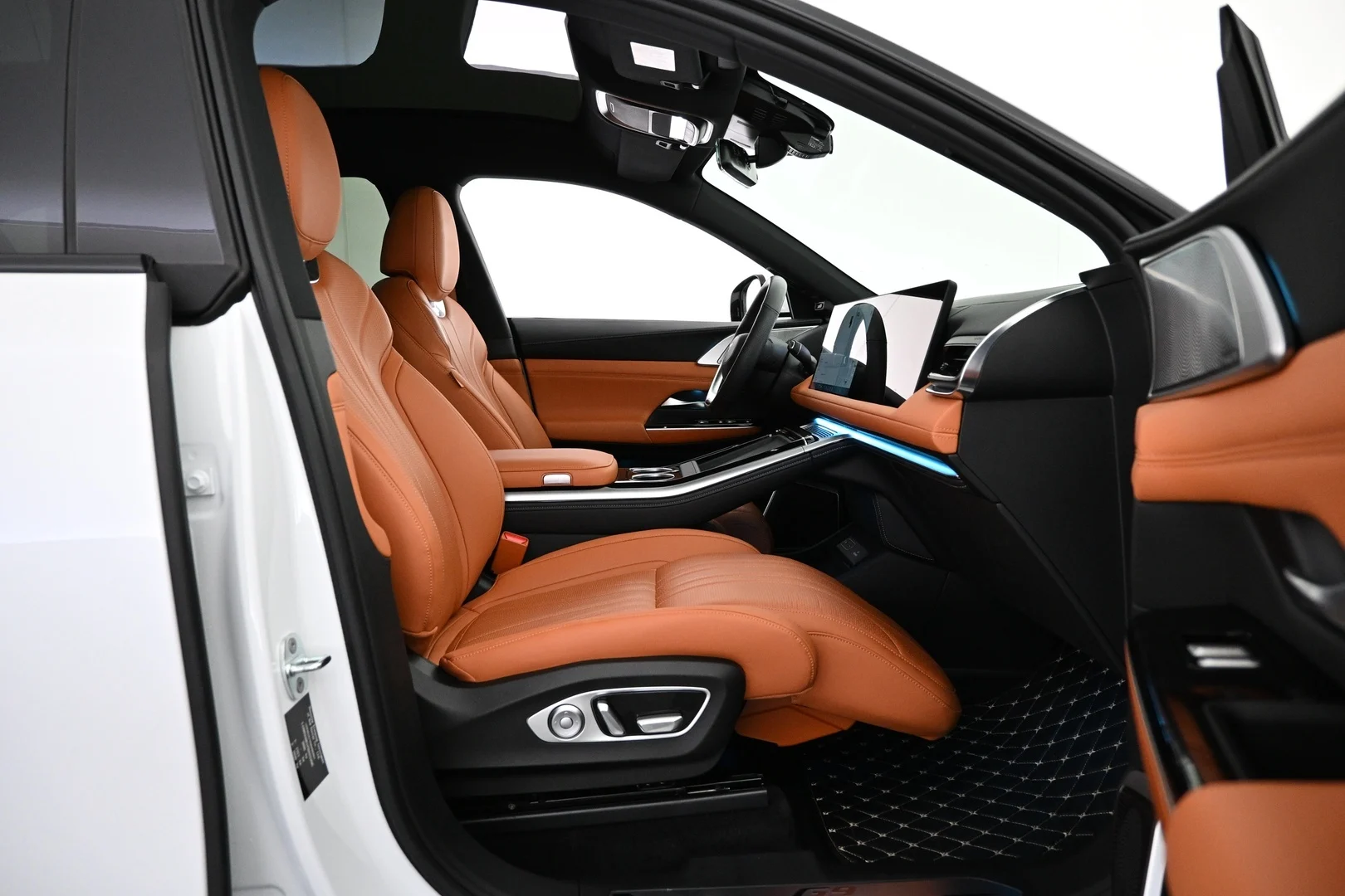 Car Image - 1L7Gy2ppGpyE6S9rRBH8Pw