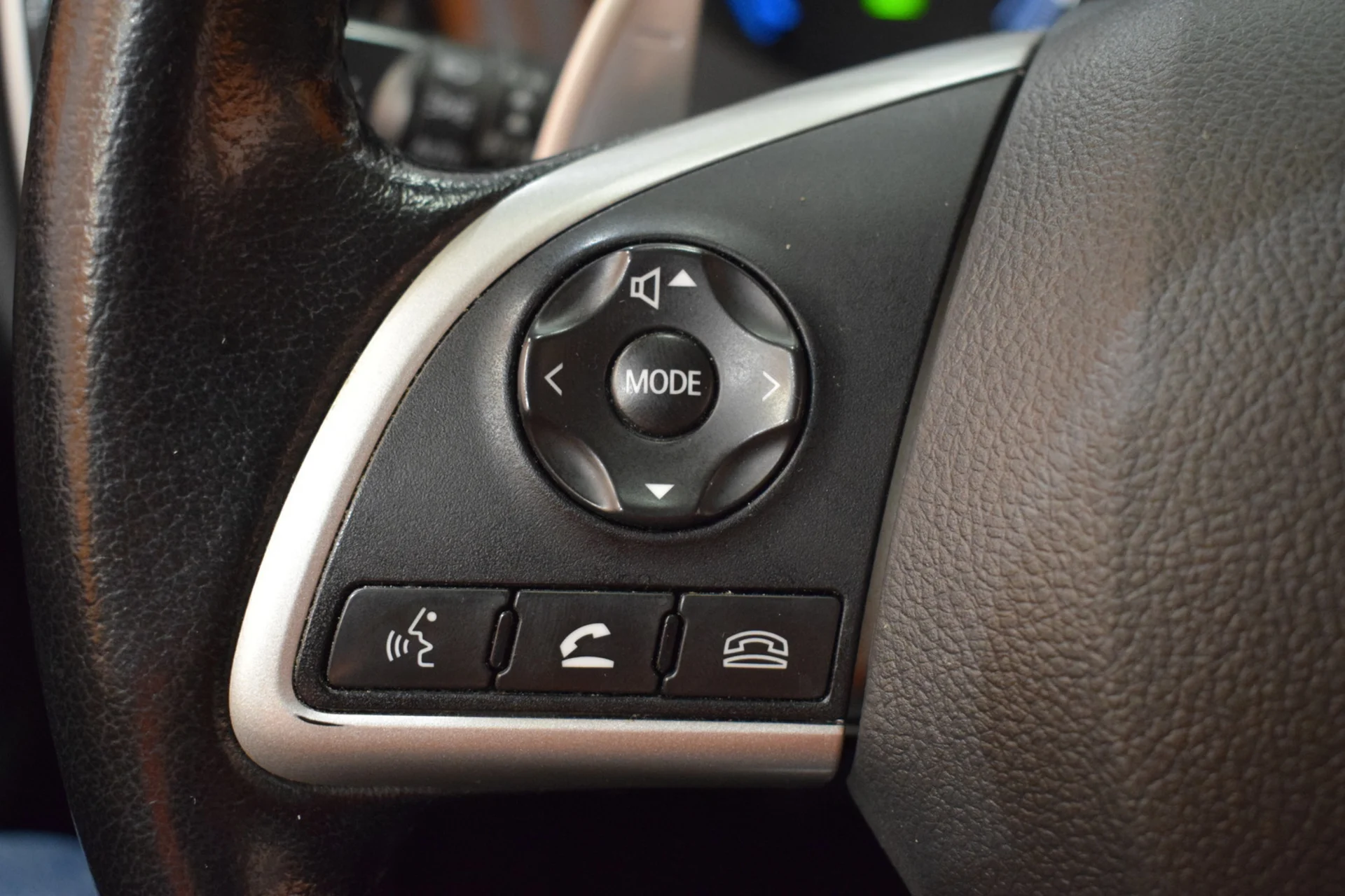 Car Image - d9C7jmZs6ZkSSYxfefiBC