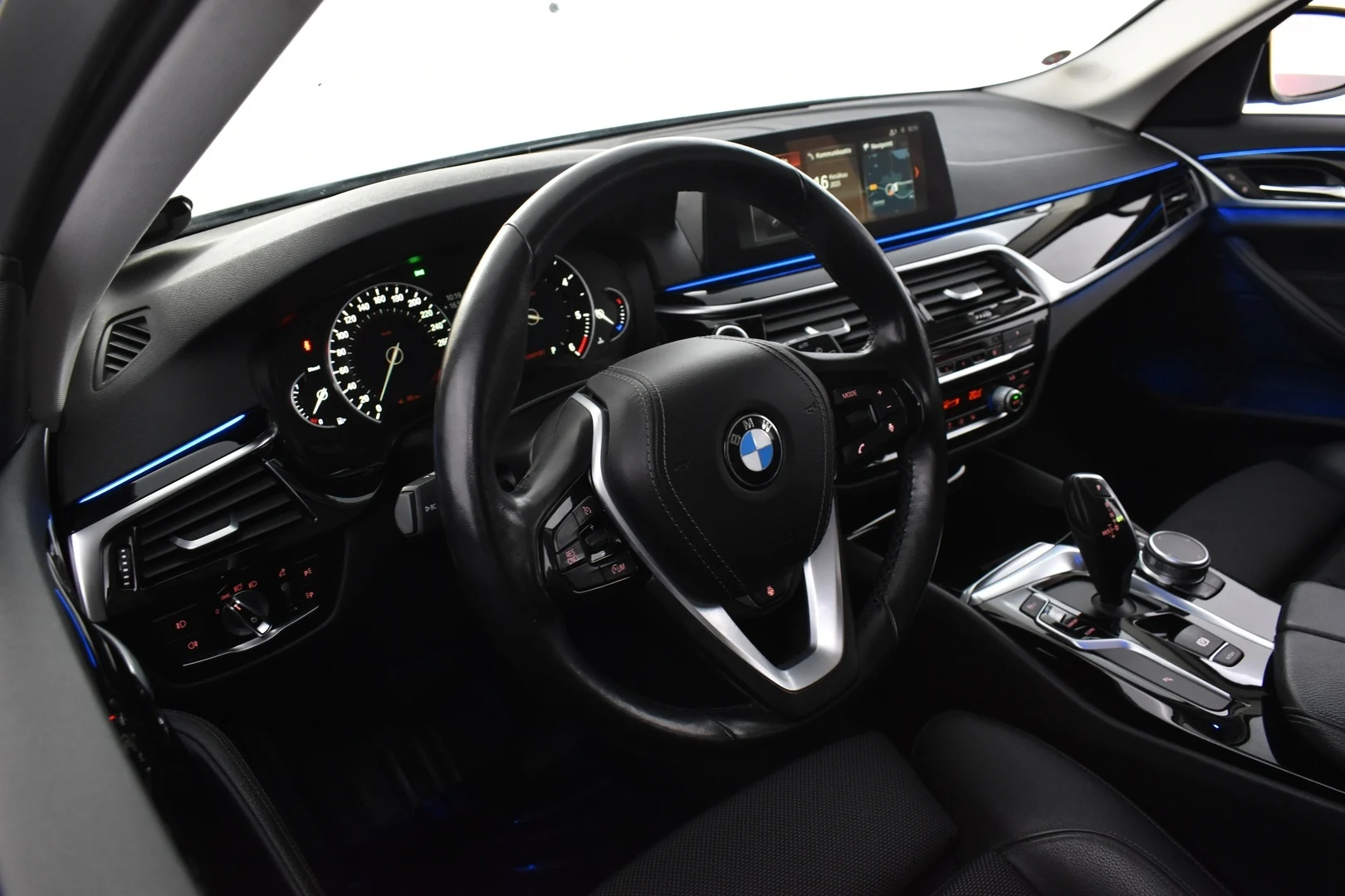 Car Image - JmeRkdVXba4lr2XKBFfdE