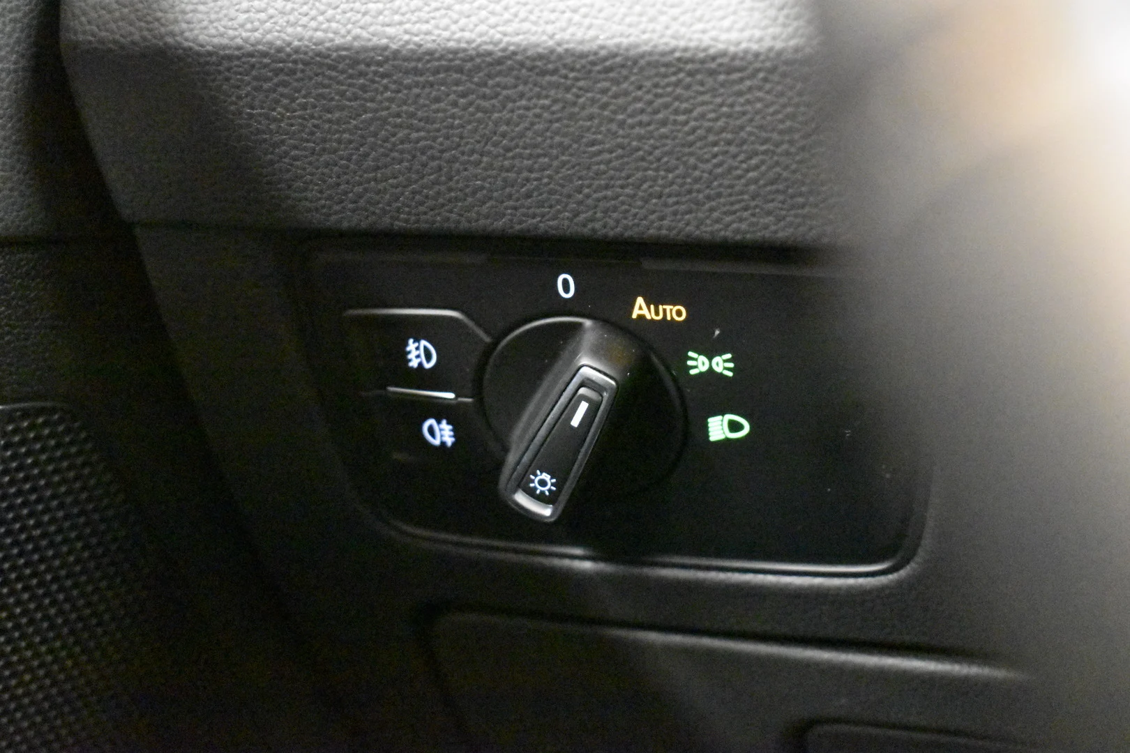 Car Image - 4Rt1DUpGFxG4oEleBe2OEO