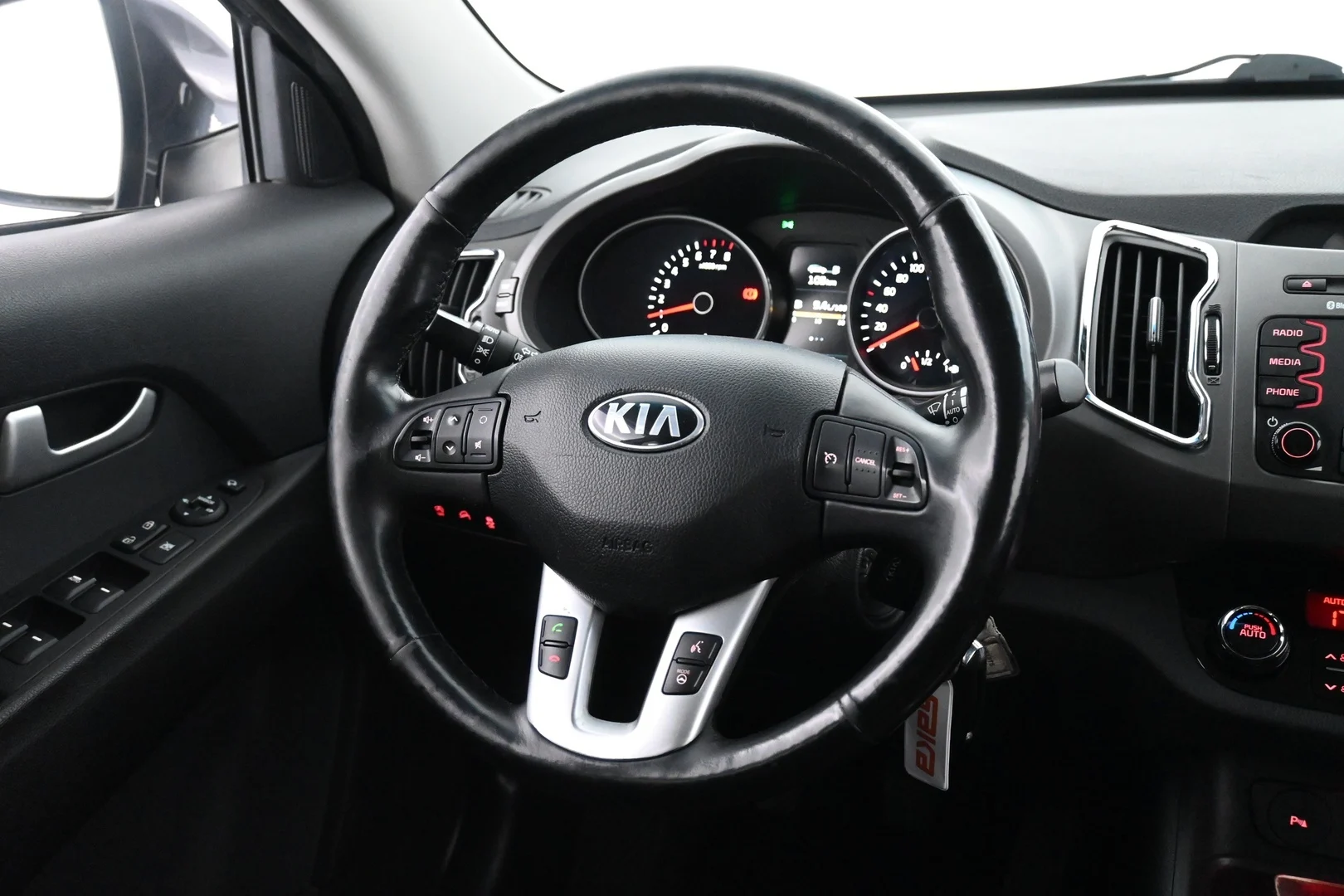 Car Image - 2tV6YnTYuB7Mad7SLGQu8l