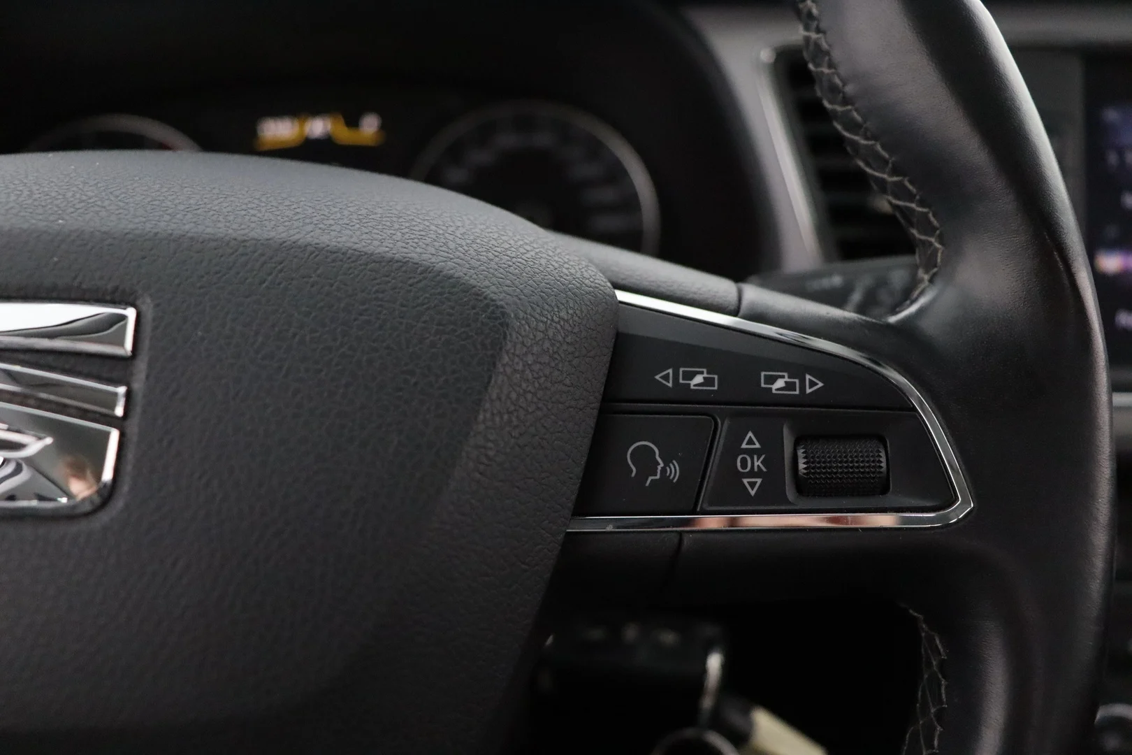 Car Image - 5cY82sDcFQuFPFrjIyVrIg