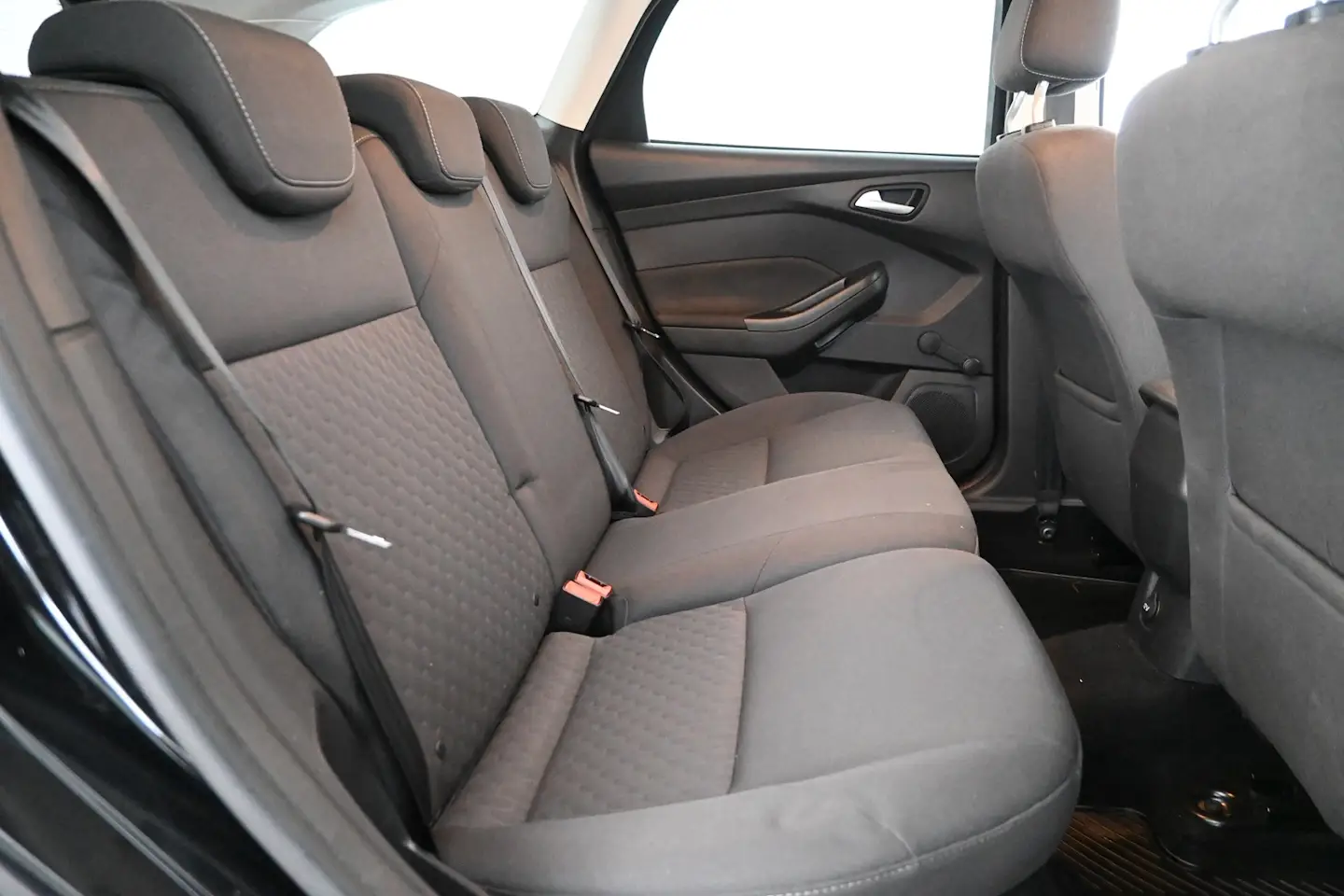 Car Image - 5jC6MdoxqK1j9hBrMSG06x