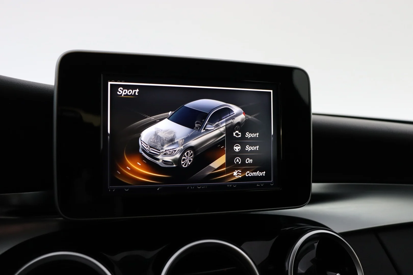 Car Image - V6rq8bDVMT0G5ci0bPmGl