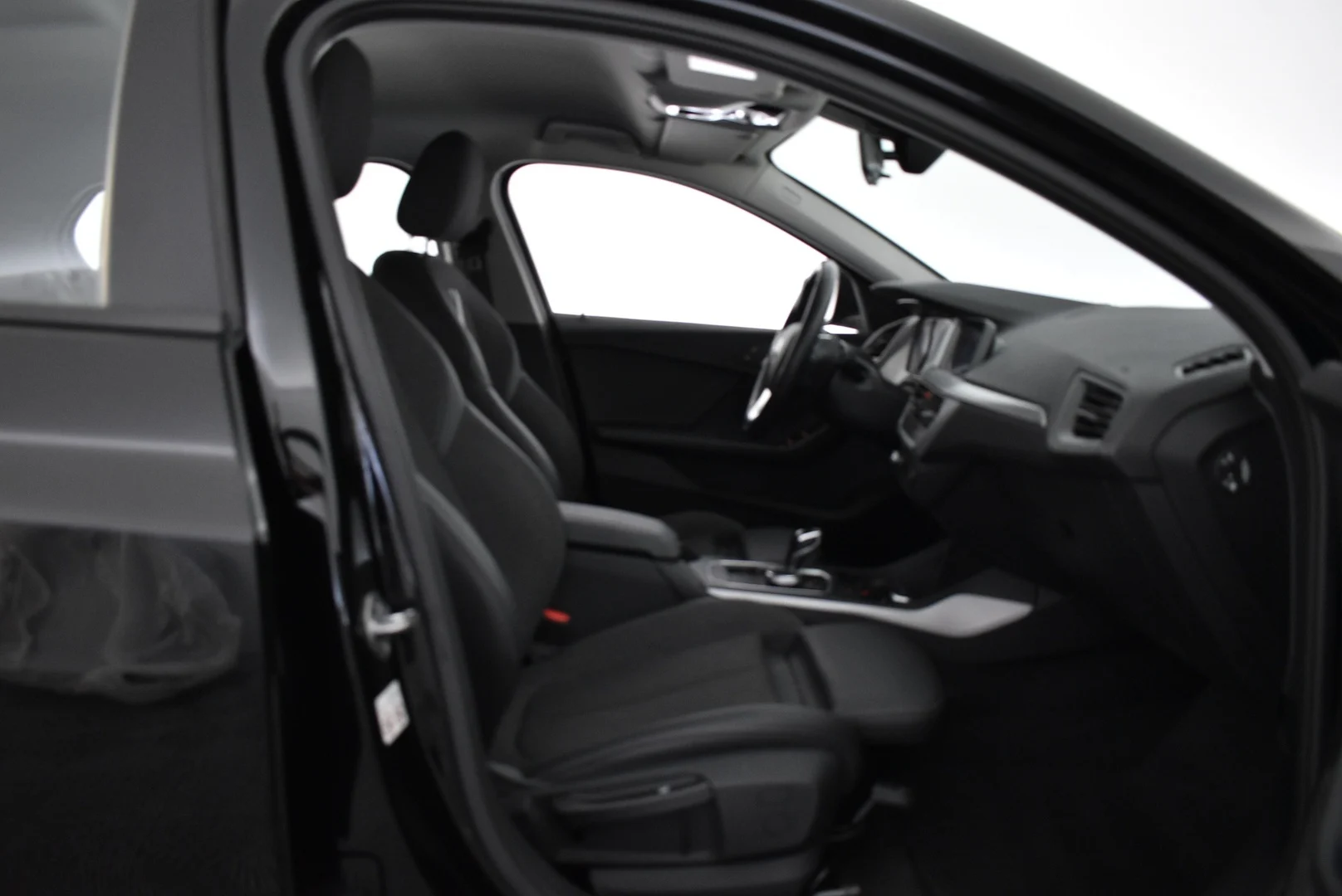 Car Image - 2fH8KxORdvyTB1YZ36yMU5