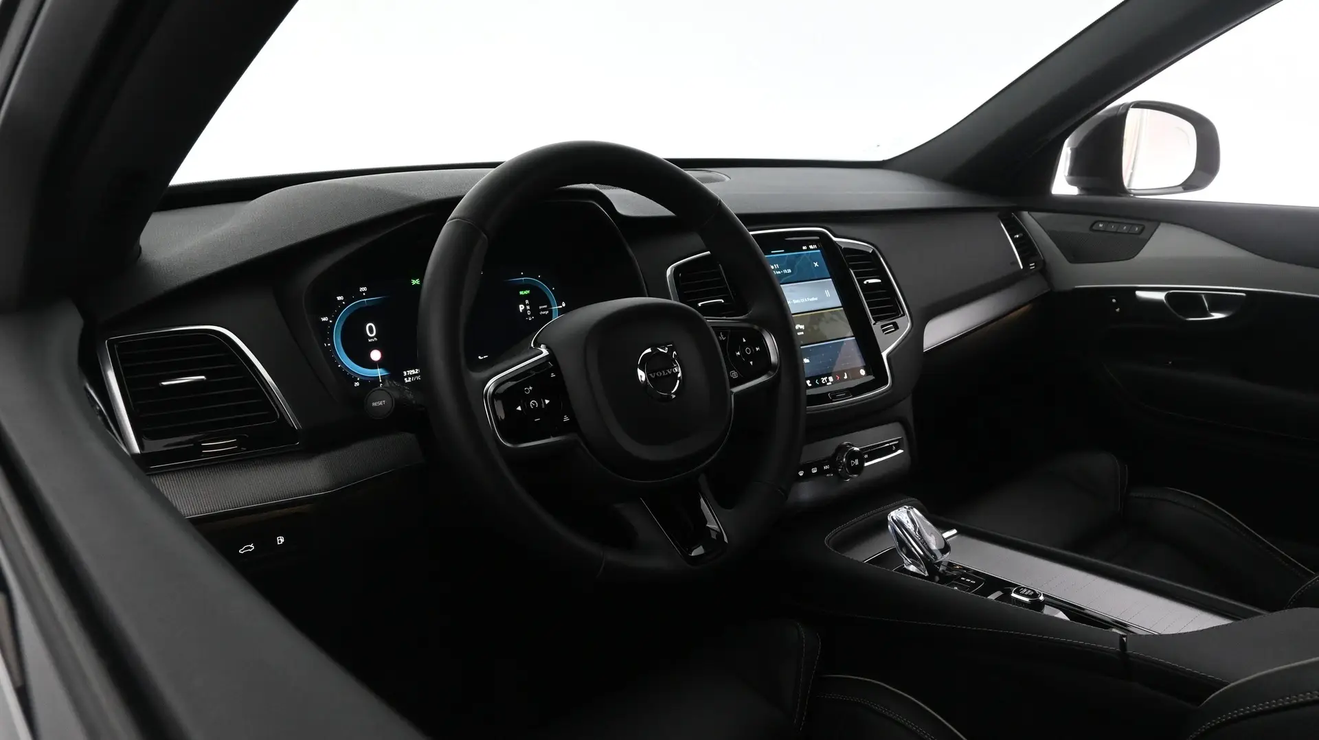 Car Image - 14obBX9CDBYcvL1pL2j0VC
