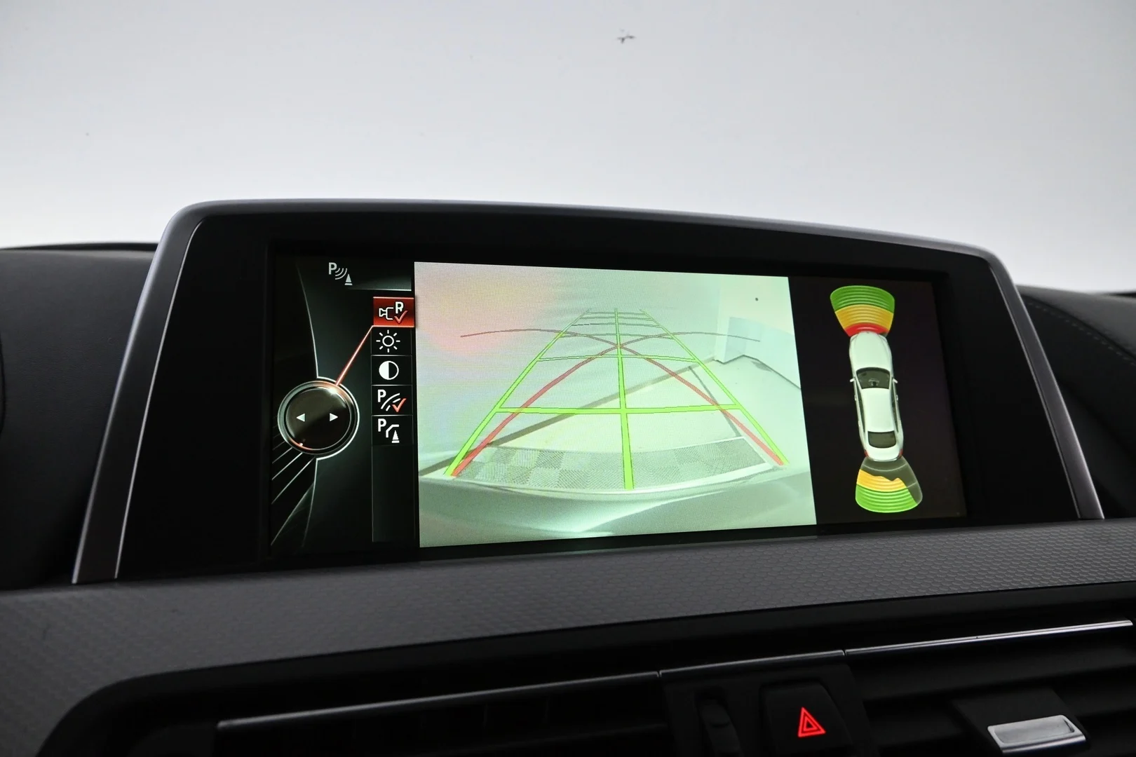 Car Image - 6Y67vXxR64rk8cxZKFQjFe
