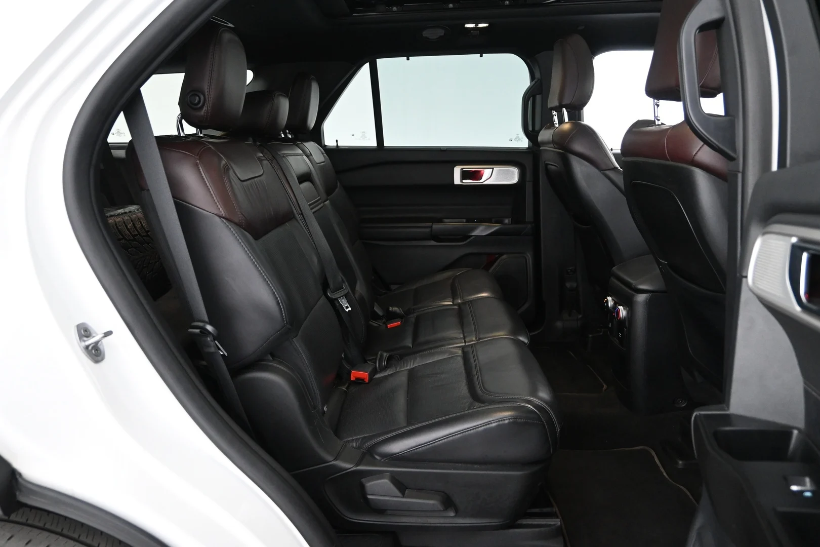 Car Image - 3tUXM4OLHujTWzotbVIg0Y
