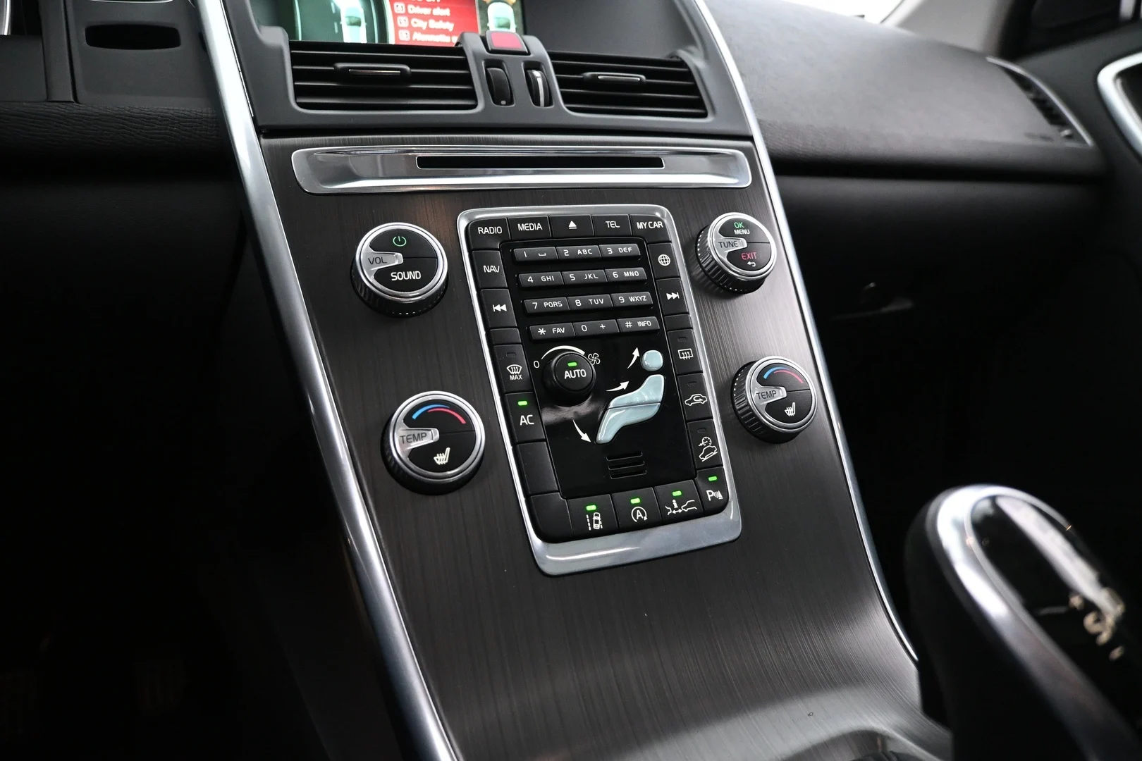 Car Image - 2X1uN0Vn5MOlxiXiwCEFDB
