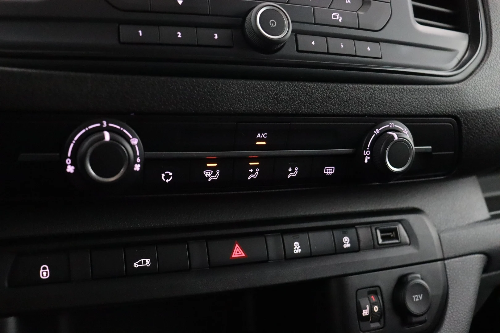 Car Image - 50uVZ5VgB2gHNss1X2Wfna