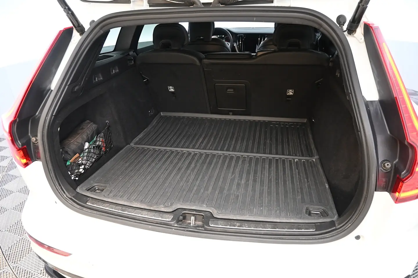 Car Image - 1xMgHtMf12U9Jip2jH8JpS