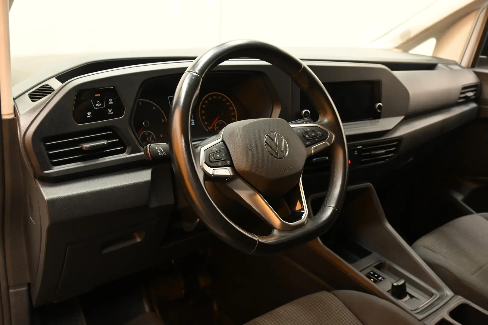 Car Image - 7JLqMT3CxUs07nYkjndDWn