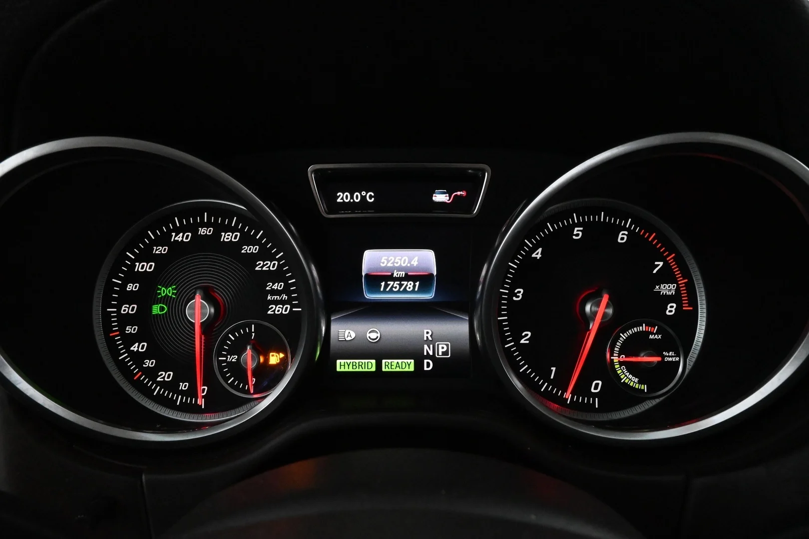 Car Image - 45cXTwuheaUHWnWoXcv8yq