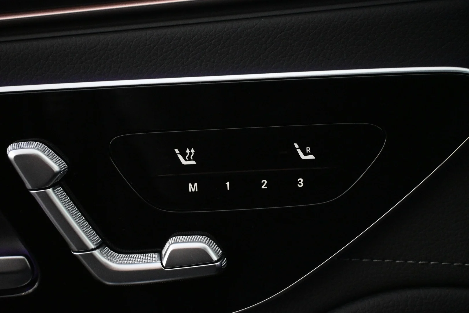 Car Image - 1bFlVXE4y5IaWzhXSGgL1j