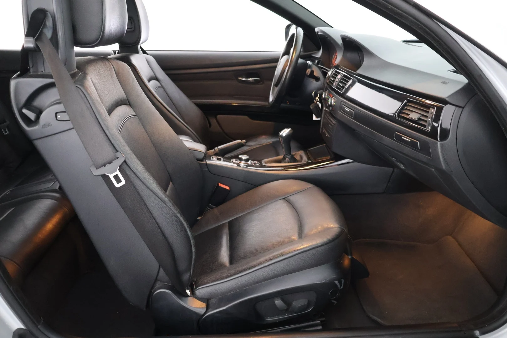 Car Image - 7Gk9fYedStegE5u9fXFx8S