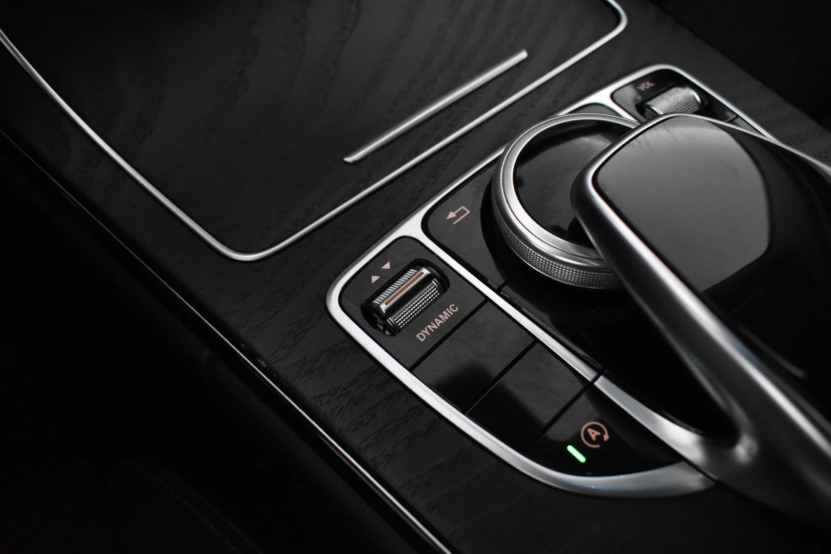 Car Image - 5AXSogSOyQuHpqG9u1HKXV