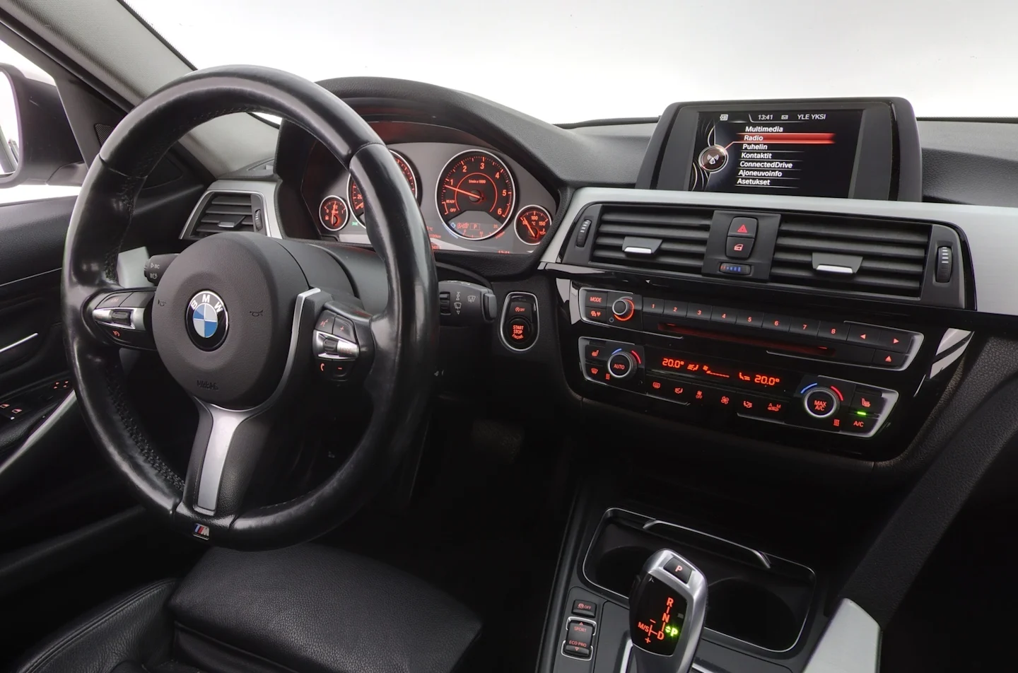 Car Image - 7uDwTd9yiFSF0mu9nd8U1c