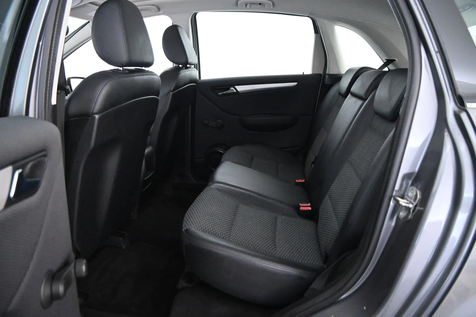 Car Image - 5FVpvTQEGDXLWurnyleZp9