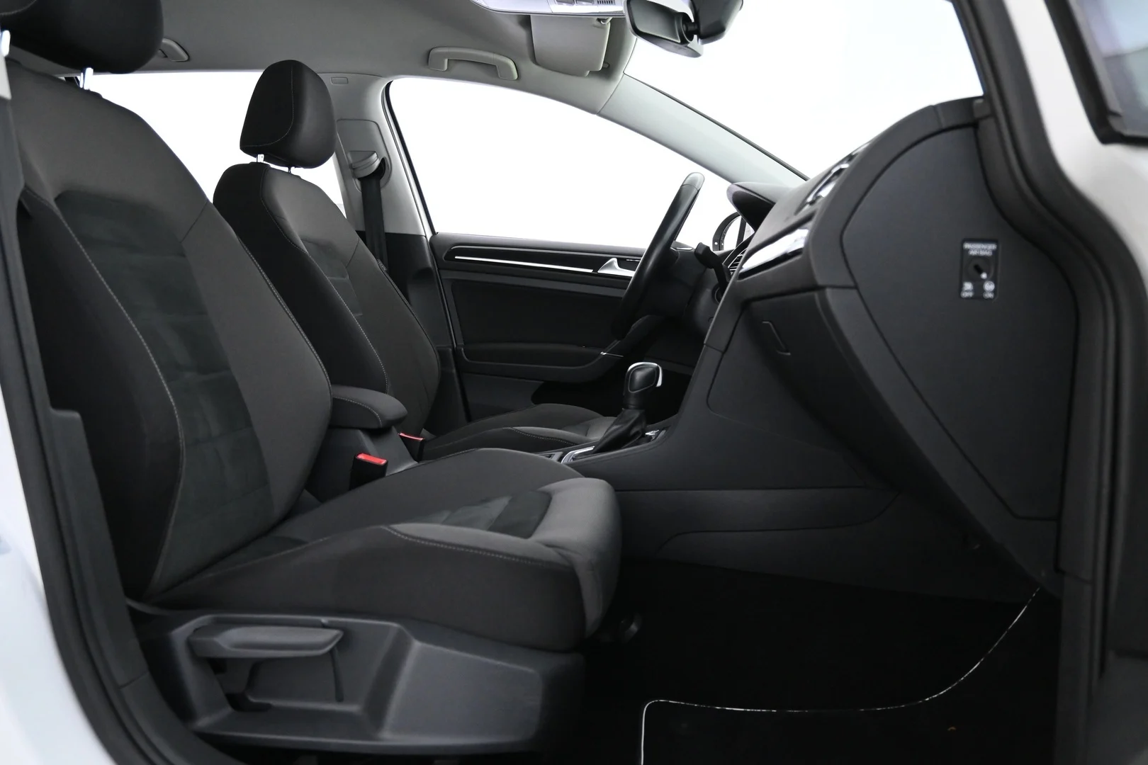 Car Image - 16k2gSKXTK73XJQ30MCVOy