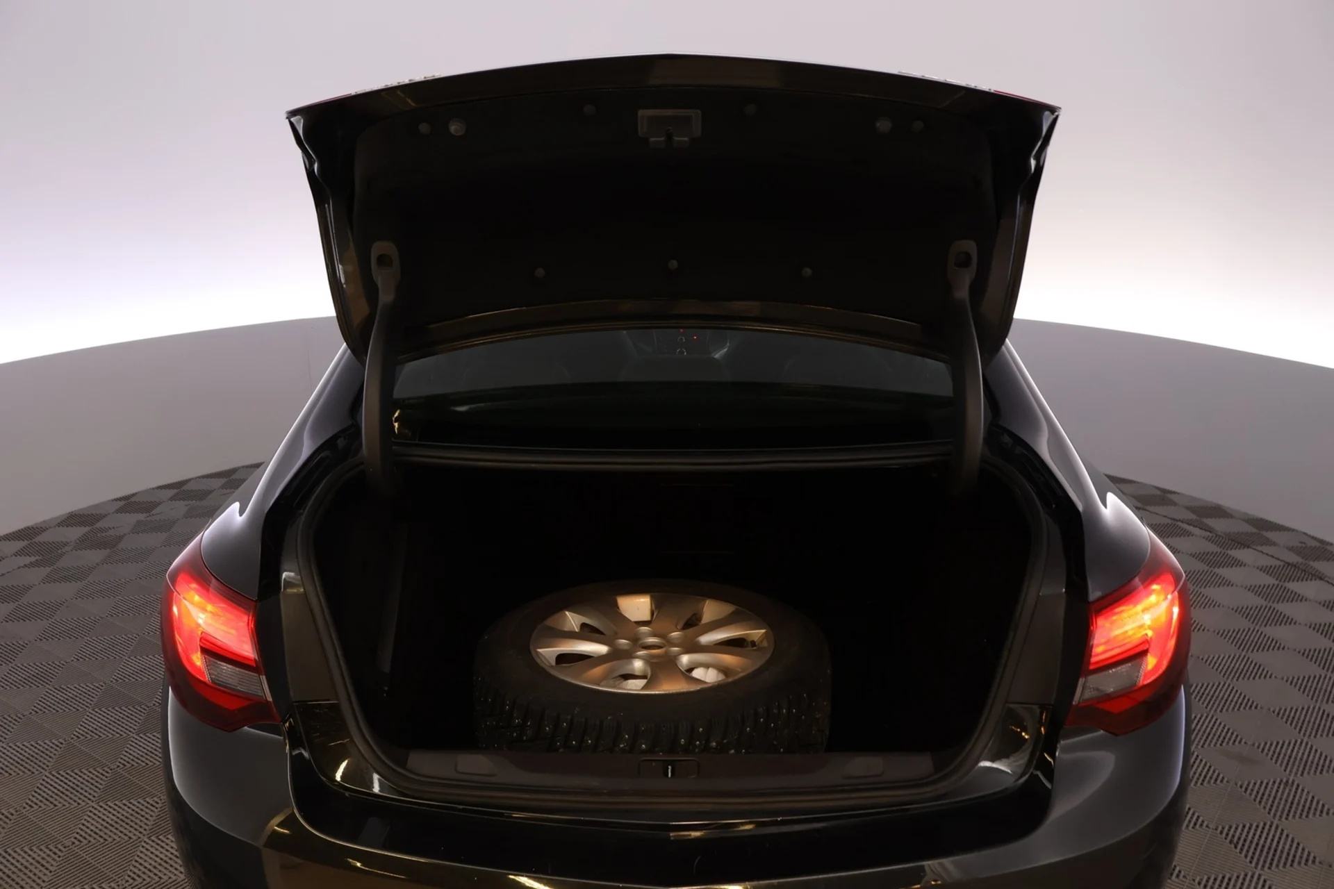 Car Image - 4RgcDxmpVwxRB8NnwEOPre