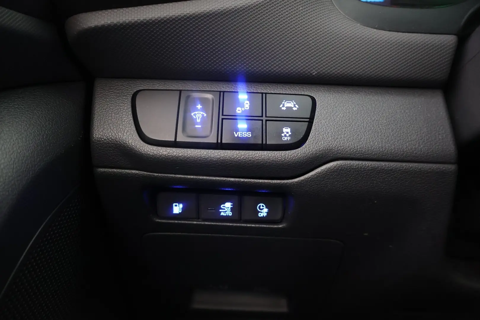 Car Image - 3IzQ7RHg92QzaD4eM3PXHz