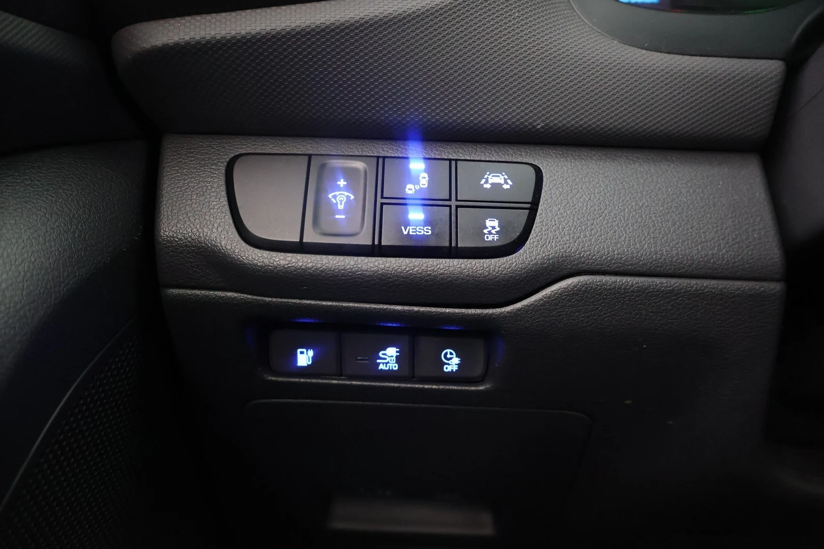 Car Image - 3IzQ7RHg92QzaD4eM3PXHz