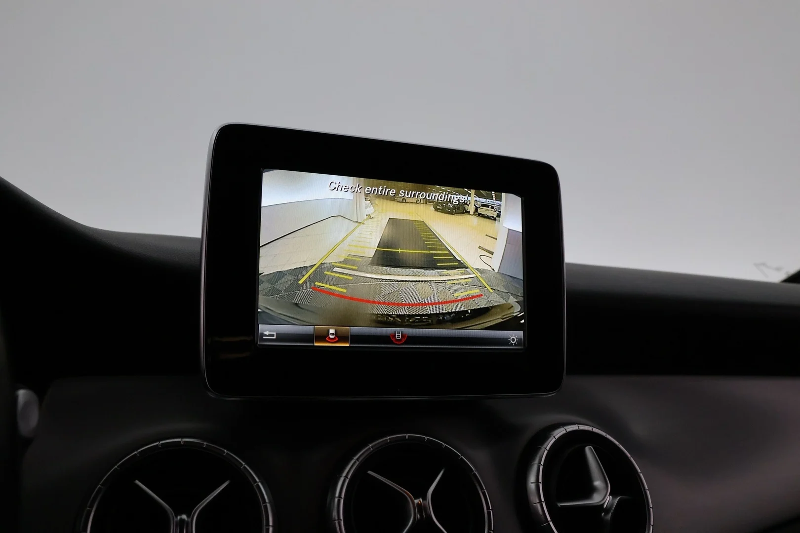 Car Image - W919zS8GT9S4TUlCk6U7i