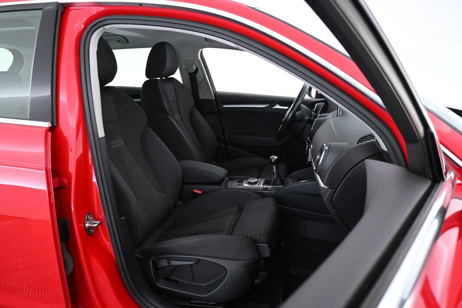 Car Image - 2qXf6kFNL5MZsO0z3wZsRi