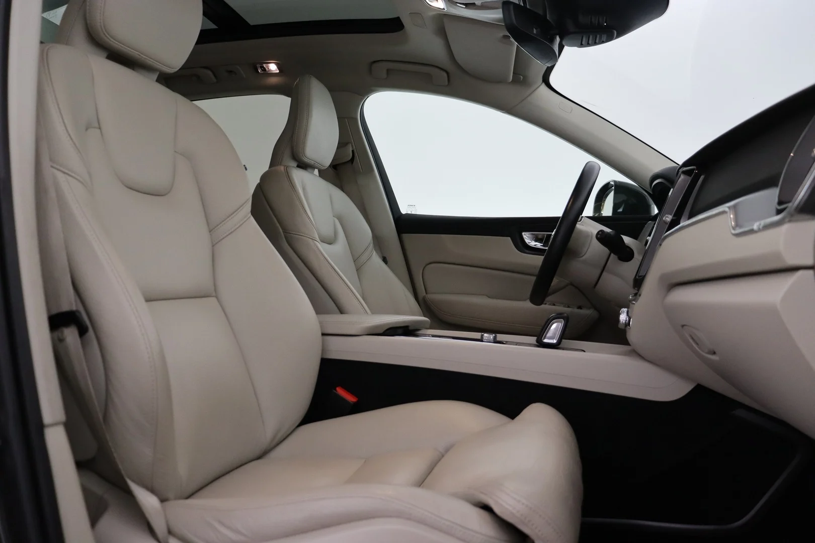 Car Image - 5XH69GJYtuYjXV4uEWdUFE