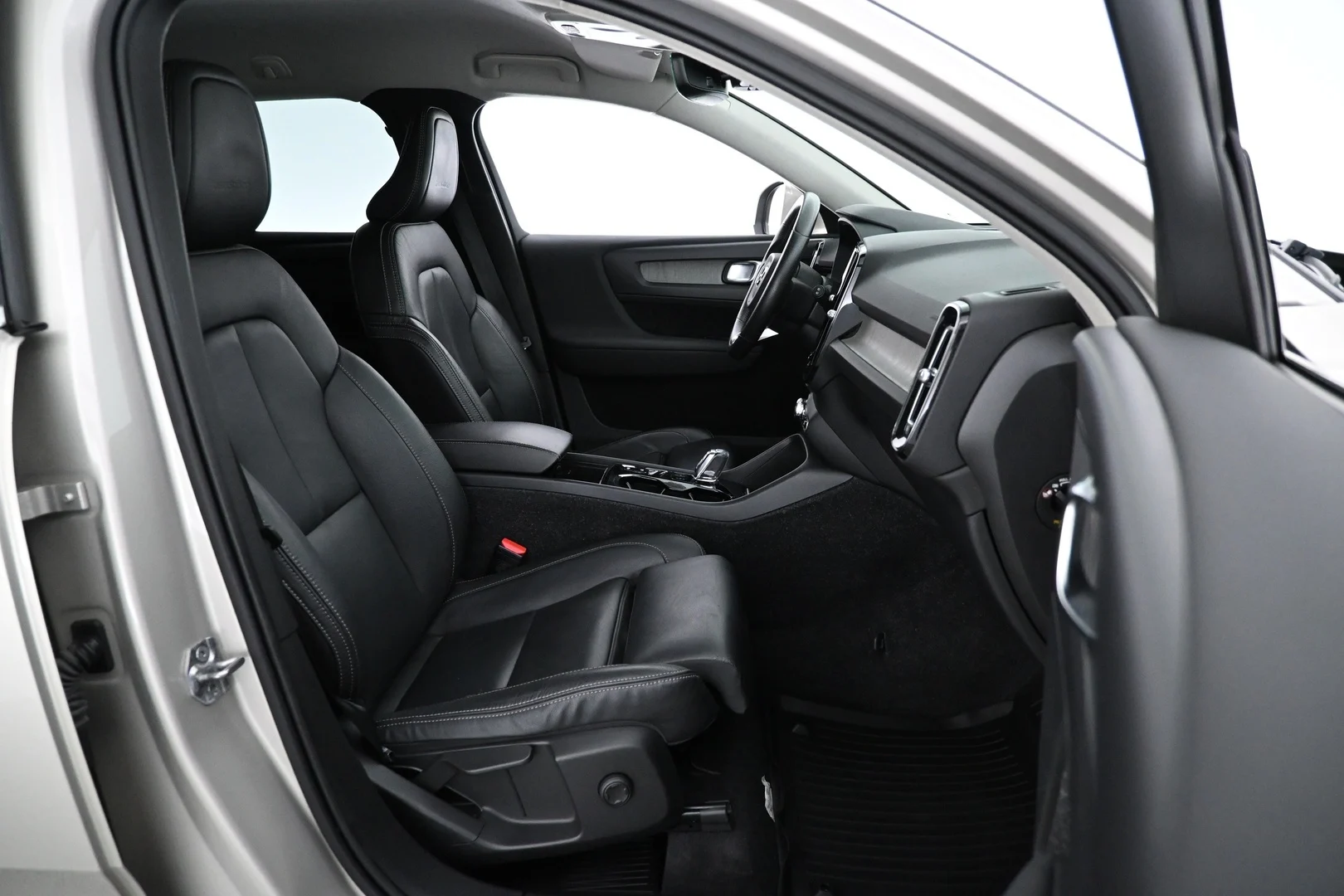 Car Image - 6PCozKguEvCtYHEvqdO3oS