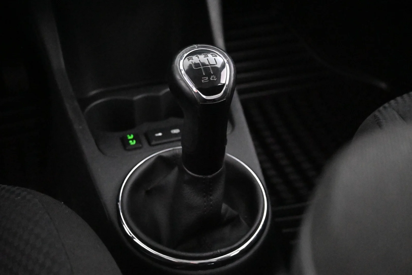 Car Image - 2YdbjMAz01RpHKIJUqaclL