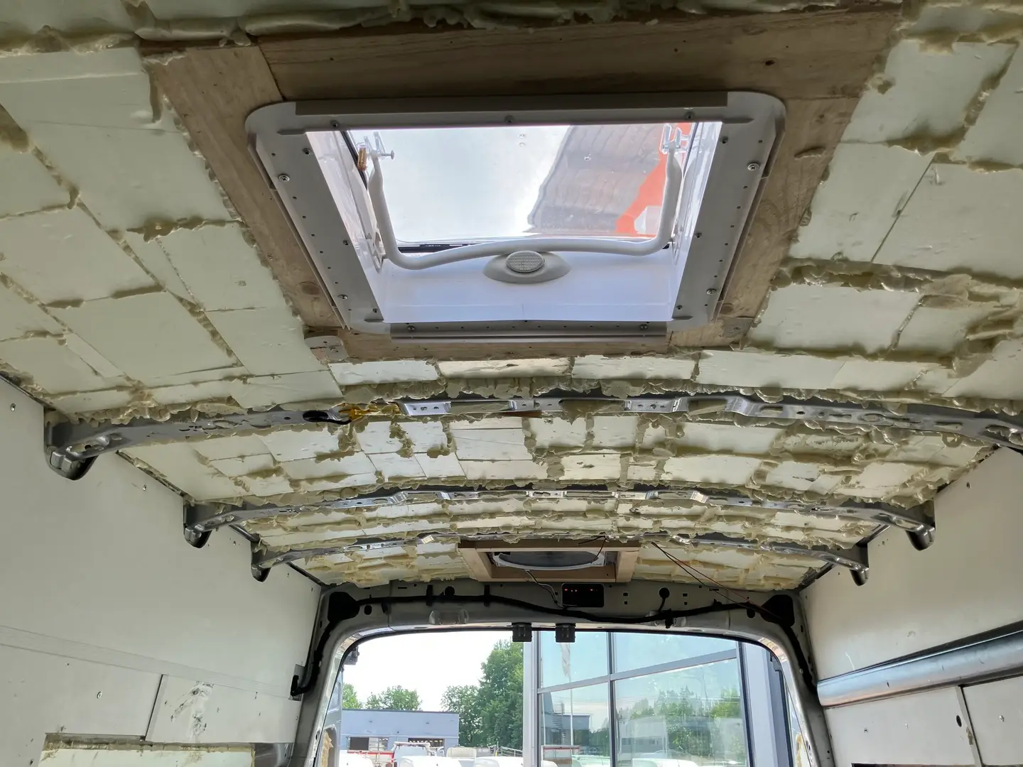 Car Image - 77QLFQHSzCLtYfLRVBPlaP