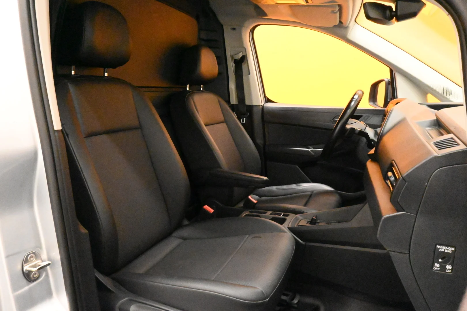 Car Image - 76w6dzZU7m9HYeGAnZNctA