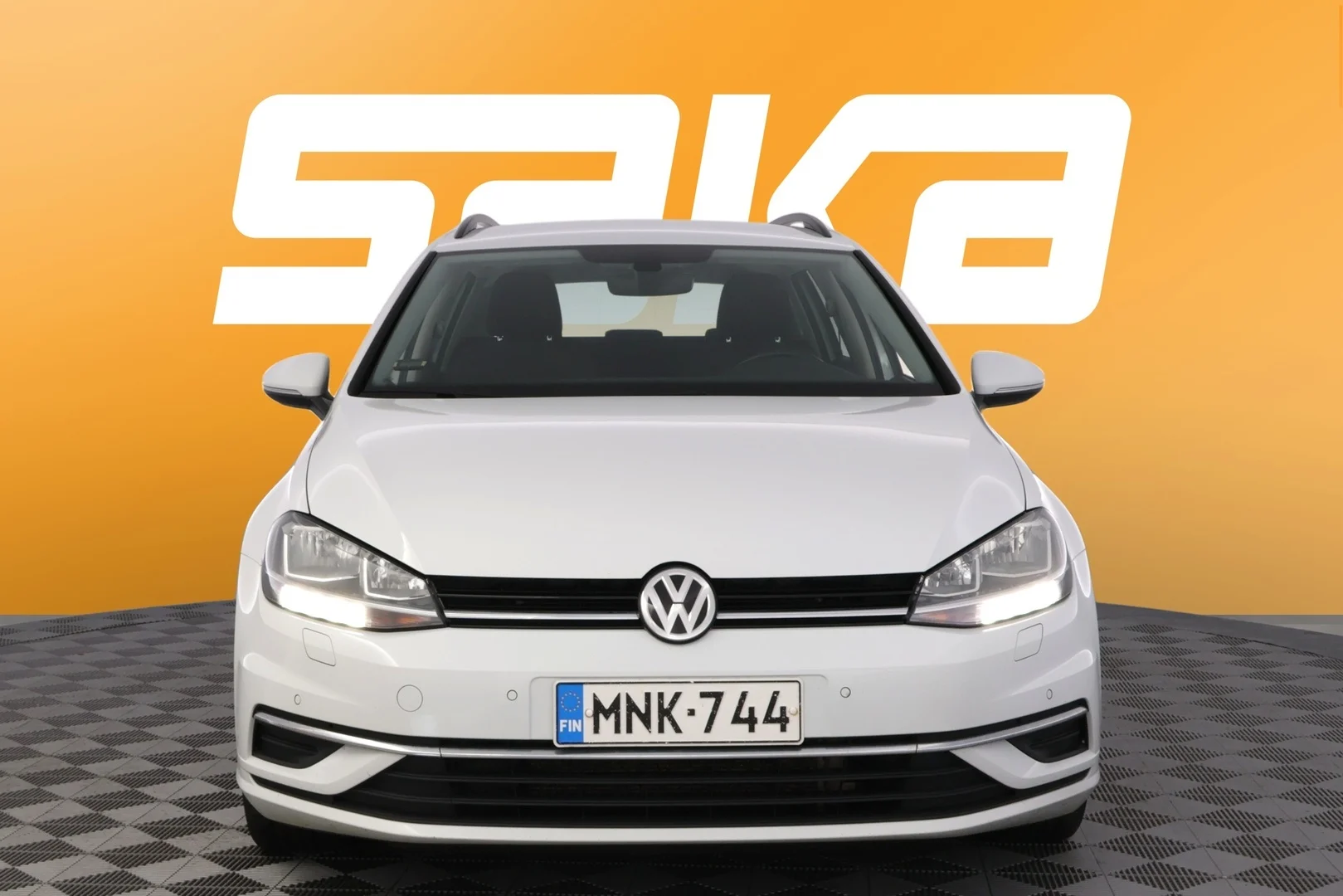 Car Image - 4Tvu7Xsk1TBDQnAc6LTXm4