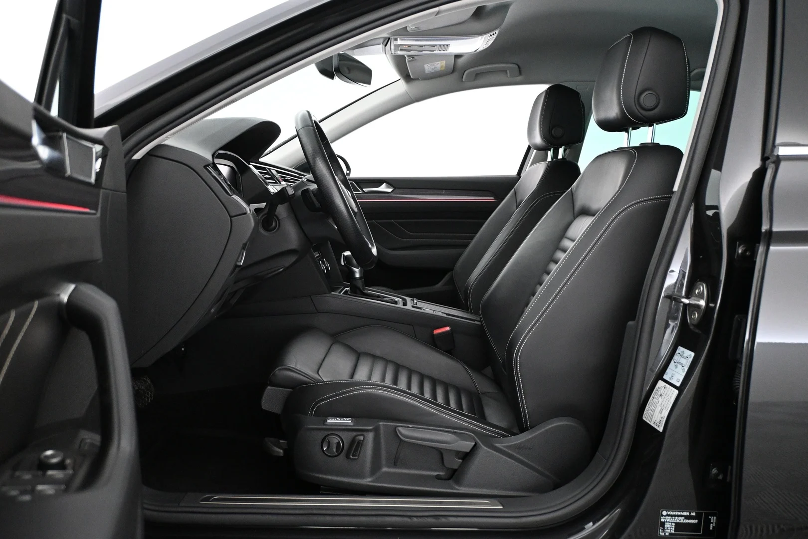Car Image - 20S2UE41TiDYMDDlW1Pm25