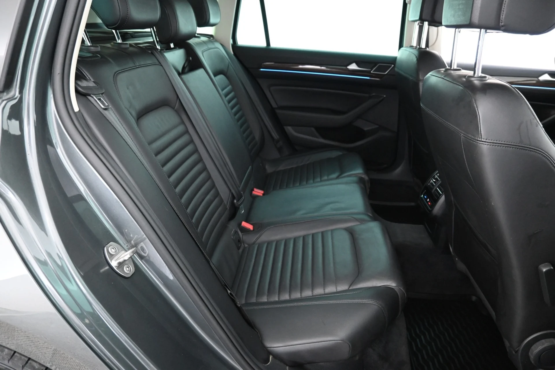 Car Image - 5okmcaeFxF99n2pVft59g1