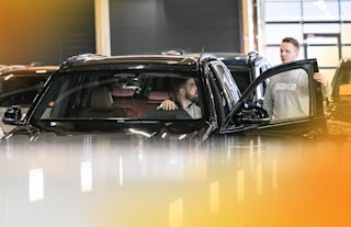 Kesän vääntävimmät vetoautot. Millä kannattaa lähteä liike..