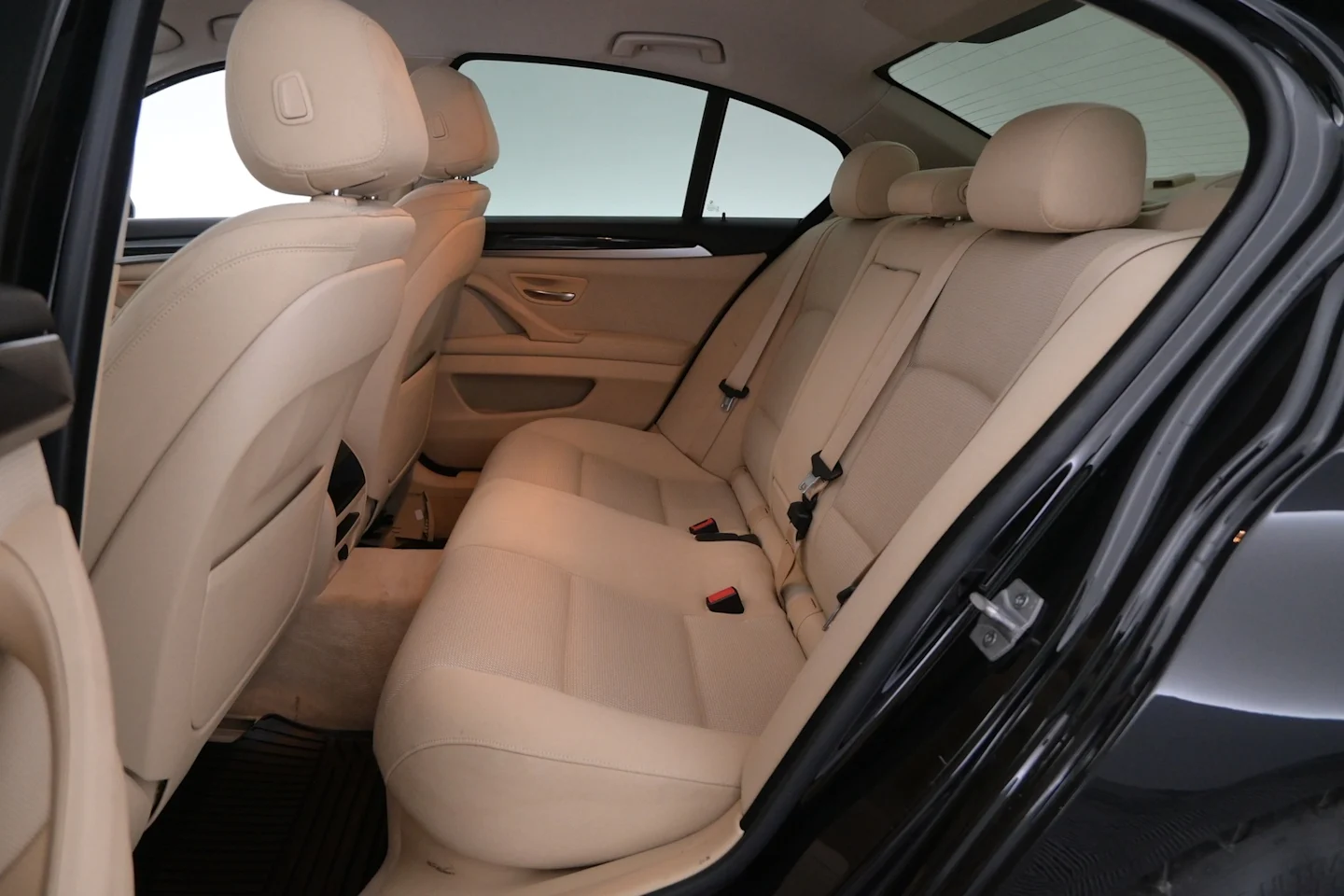 Car Image - 26Mlg1N8qDzmq2AMEK6ig8
