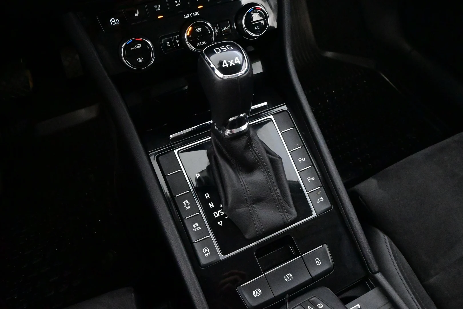 Car Image - 7HAbkWZSFG1pKNiStAGeiF