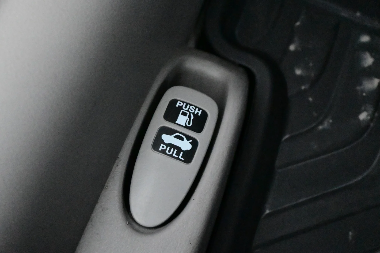 Car Image - 1f4SwXNc8sMZ8HlBVLTBwr
